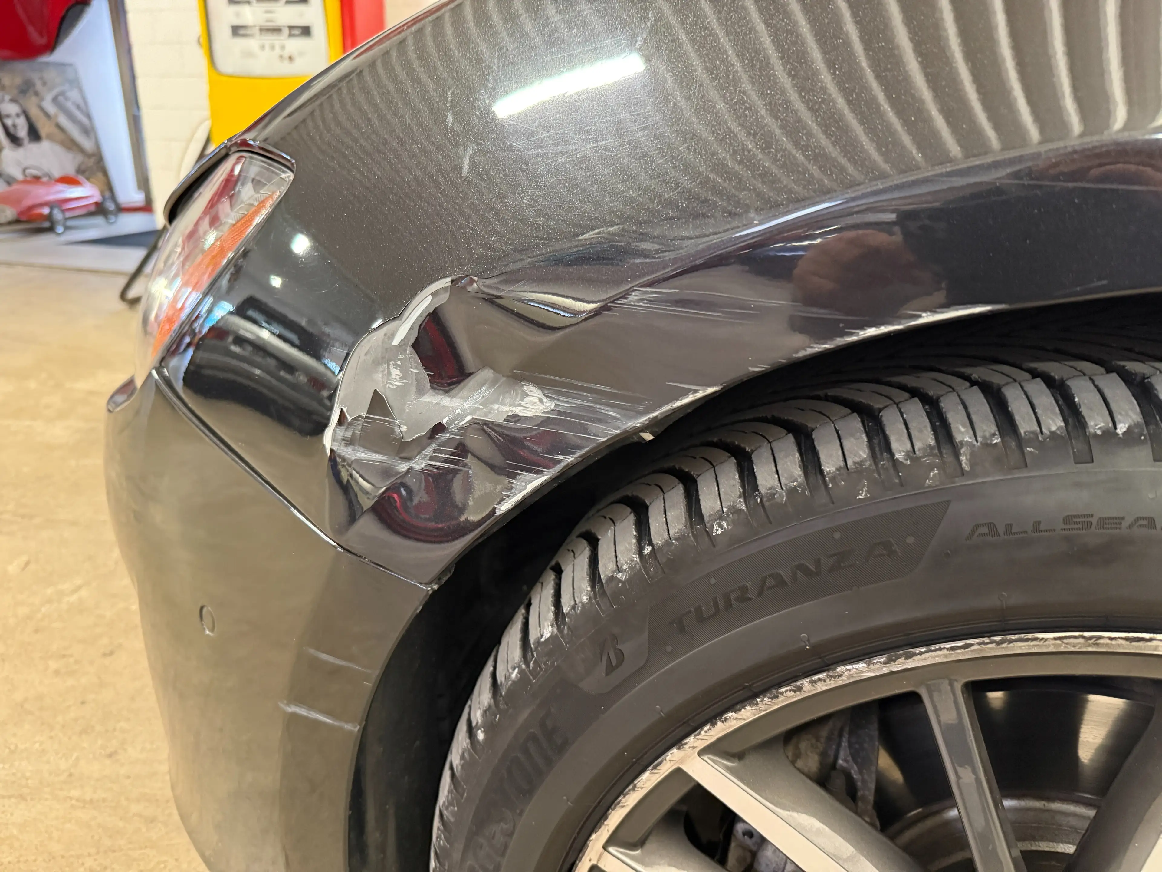 Maserati Ghibli — photo 14