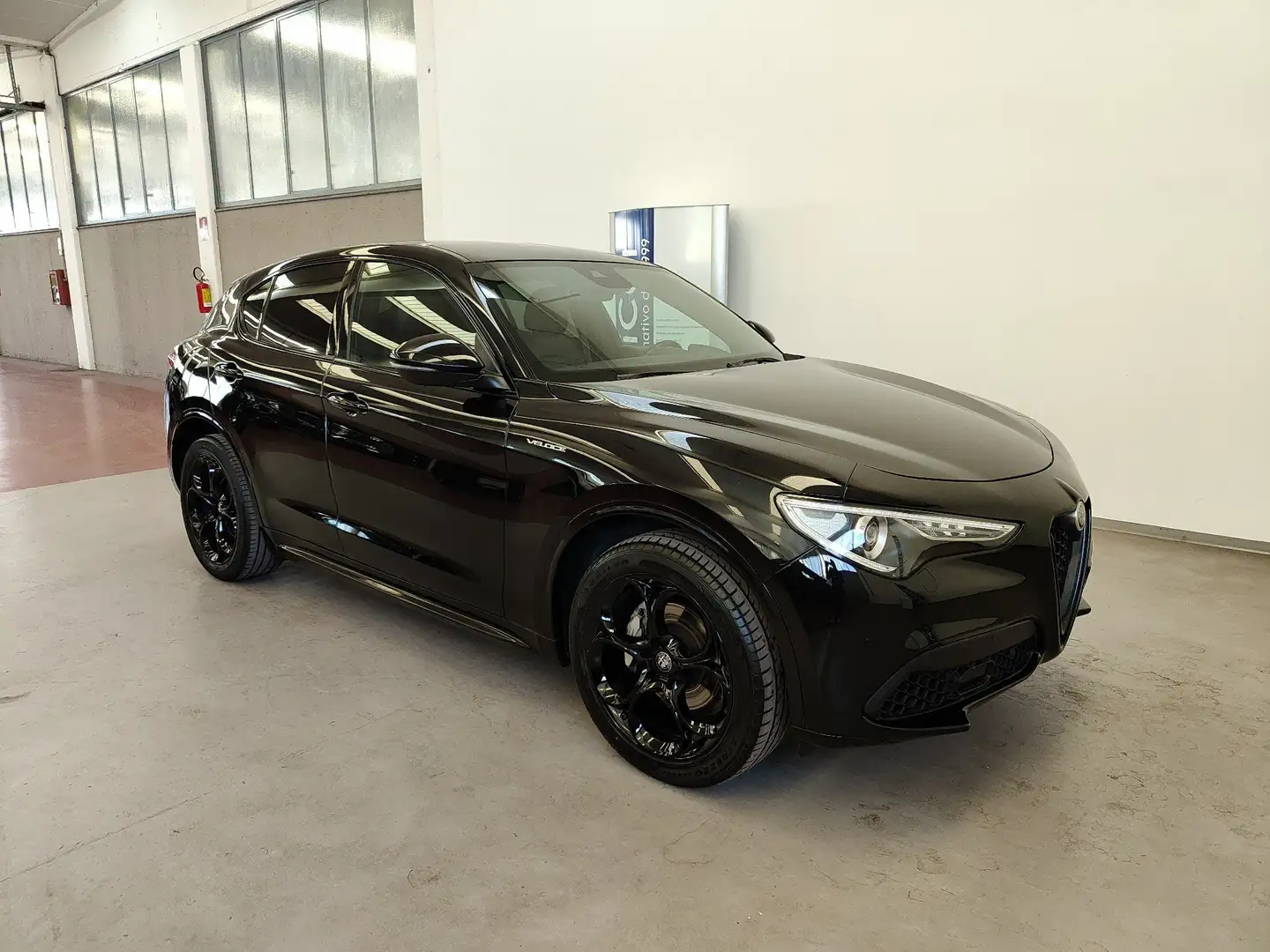 Alfa Romeo Stelvio 2.0 Turbo 280 CV AT8 Q4 Veloce Pelle Xeno Navi 20” Negro - 2