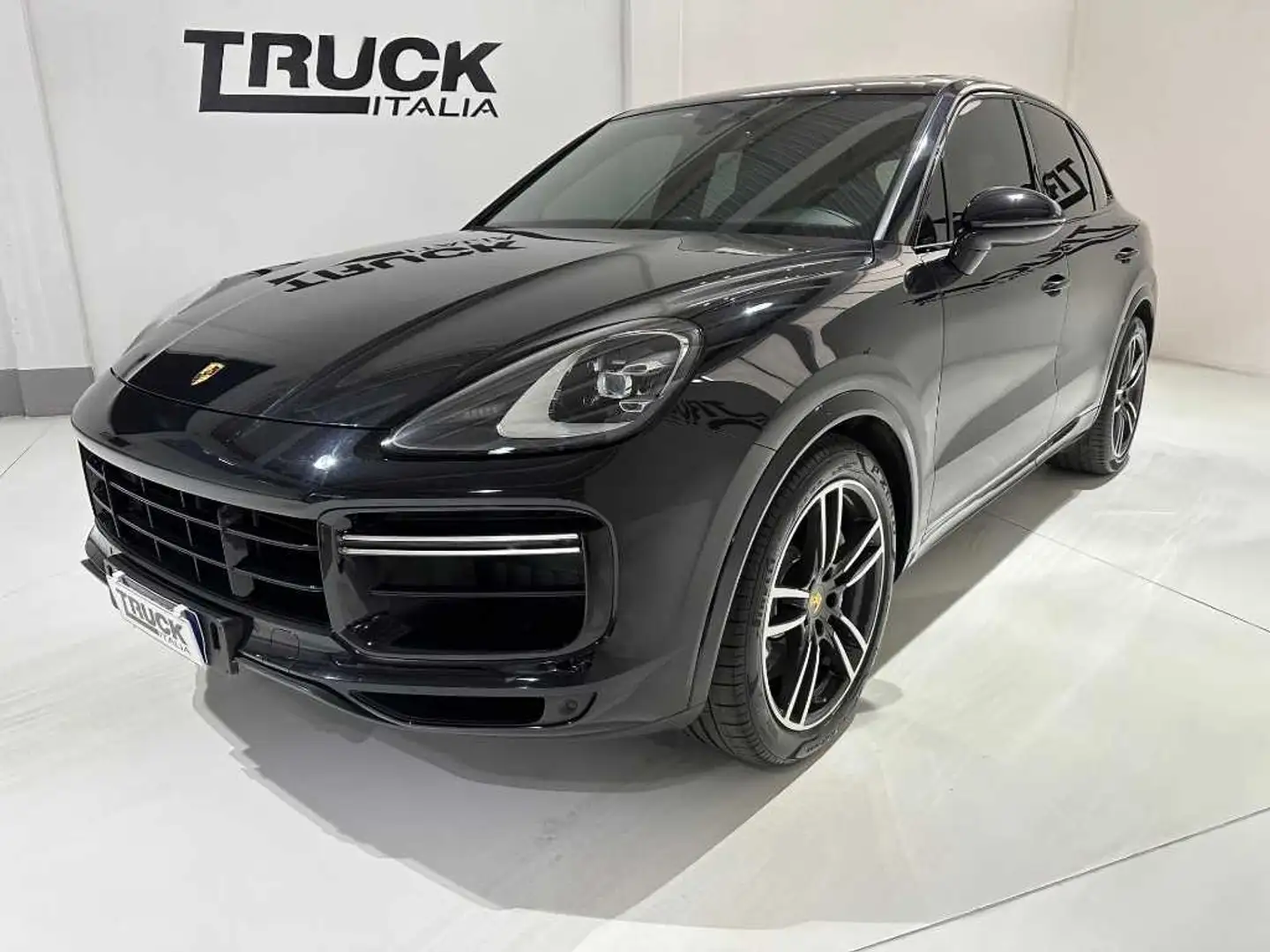 Porsche Cayenne III 2018 - Cayenne 4.0 Turbo tiptronic Schwarz - 1