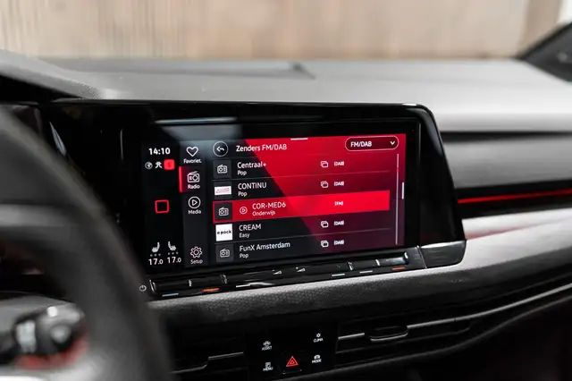 Volkswagen Golf view 28