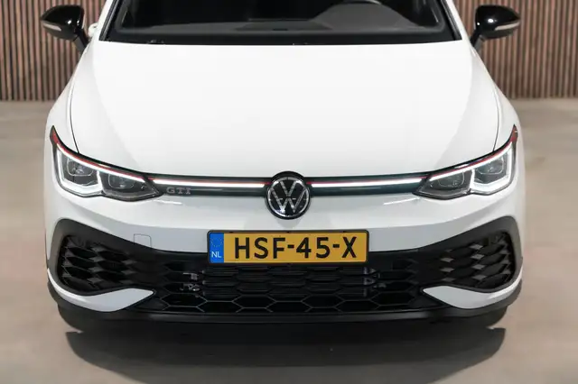 Volkswagen Golf view 5