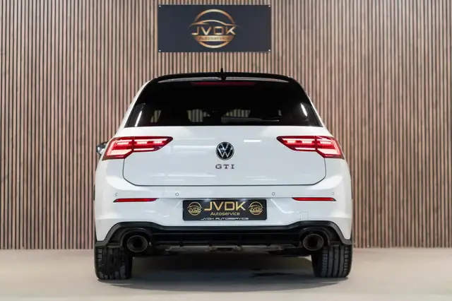 Volkswagen Golf view 10