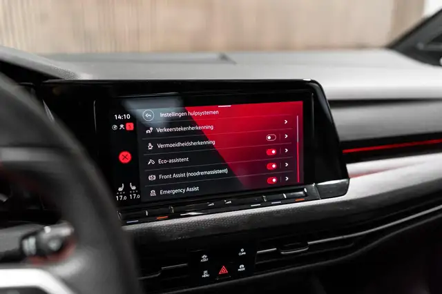 Volkswagen Golf view 22