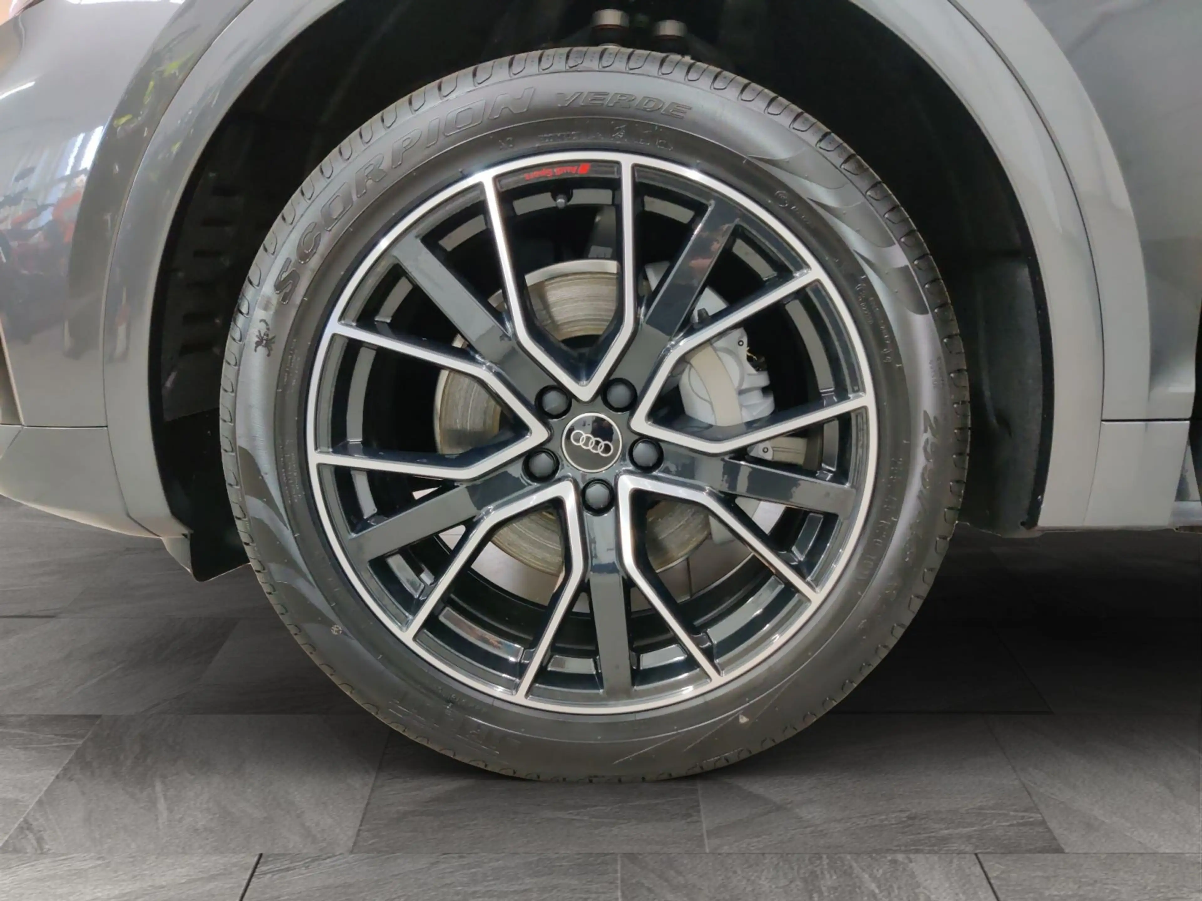 Audi Q5 S line 40 TDI qu AHK/Luft/Matrix/Standh/Tour — photo 15