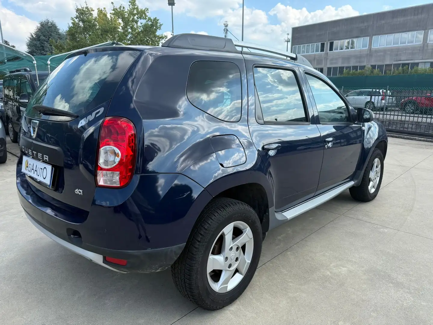 Dacia Duster 1.5 dci diesel Laureate 110cv 4WD Blu/Azzurro - 2