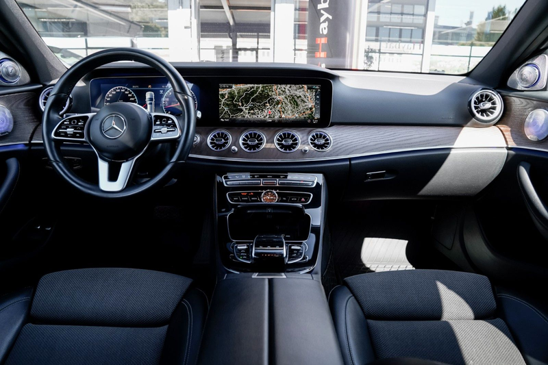 Mercedes-Benz E 400 E400 d T 4Matic MBeam-DISTR-Wide*MB100 Garantie* — photo 11