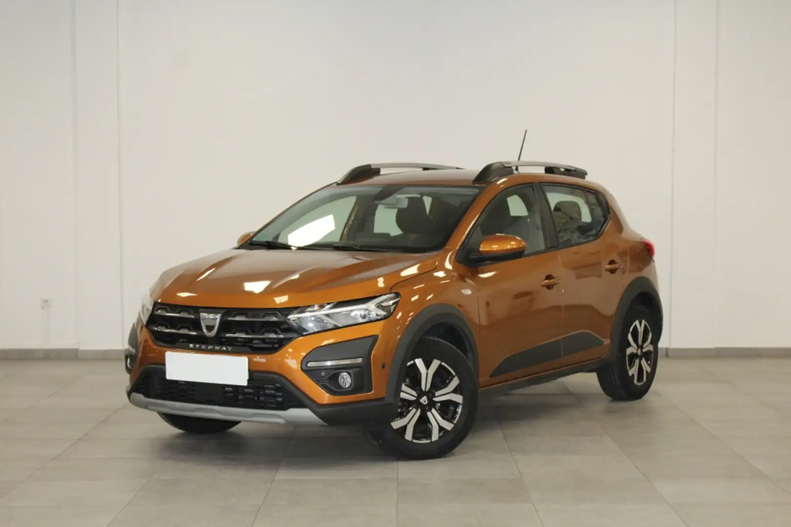 Dacia Sandero Stepway TCe Comfort 67kW Orange - 1