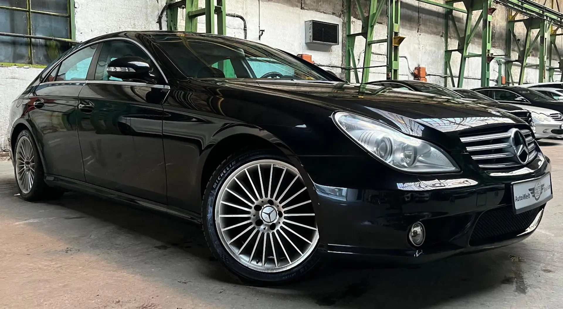 Mercedes-Benz CLS 350 AMG BI-XENON Leder Memory Noir - 2