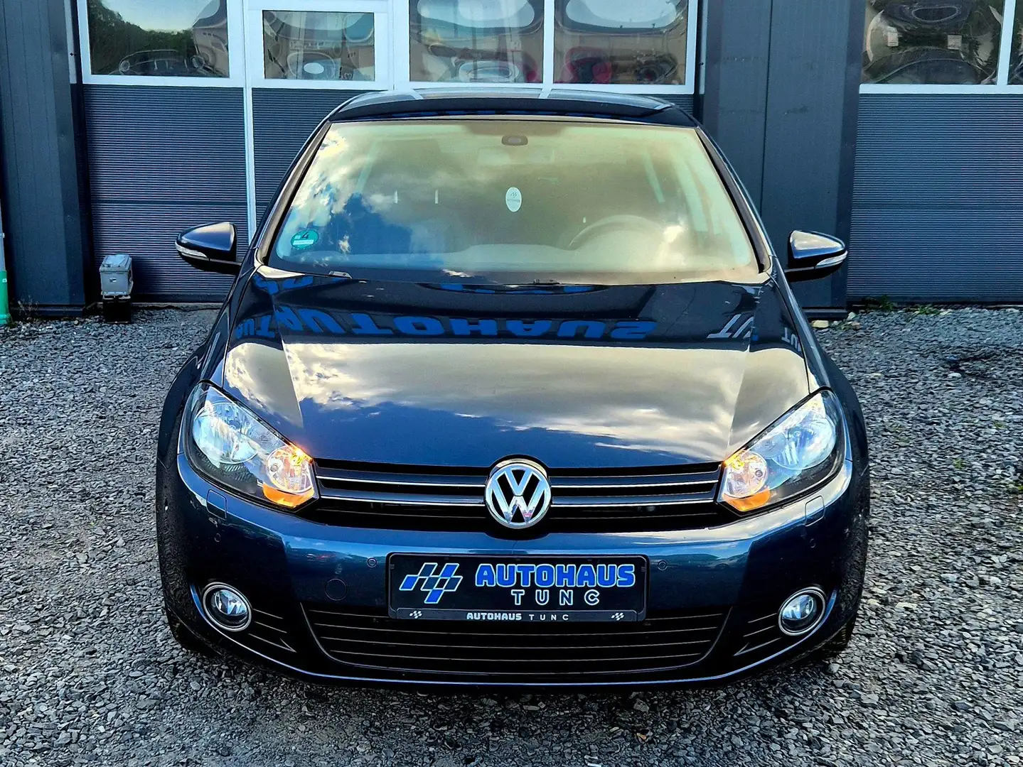 Volkswagen Golf Team, DSG, Touch-Navi, Klima, 8-fach Bereift Blu/Azzurro - 2
