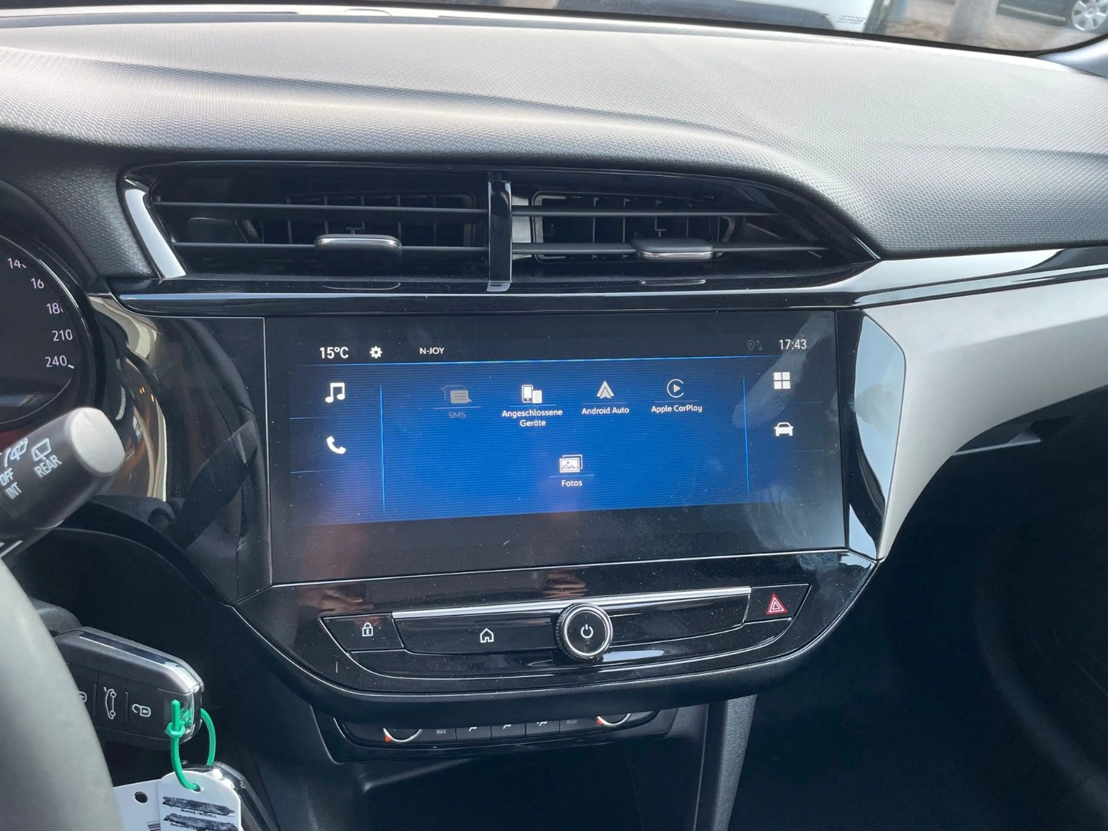 Opel Corsa F Edition Sitz u. Lenkradheizung LM-Felgen — photo 17