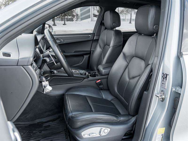 2025 Porsche Macan AWD CPO|Premium Pkg Plus|20 Macan S Wheels in High thumb 18