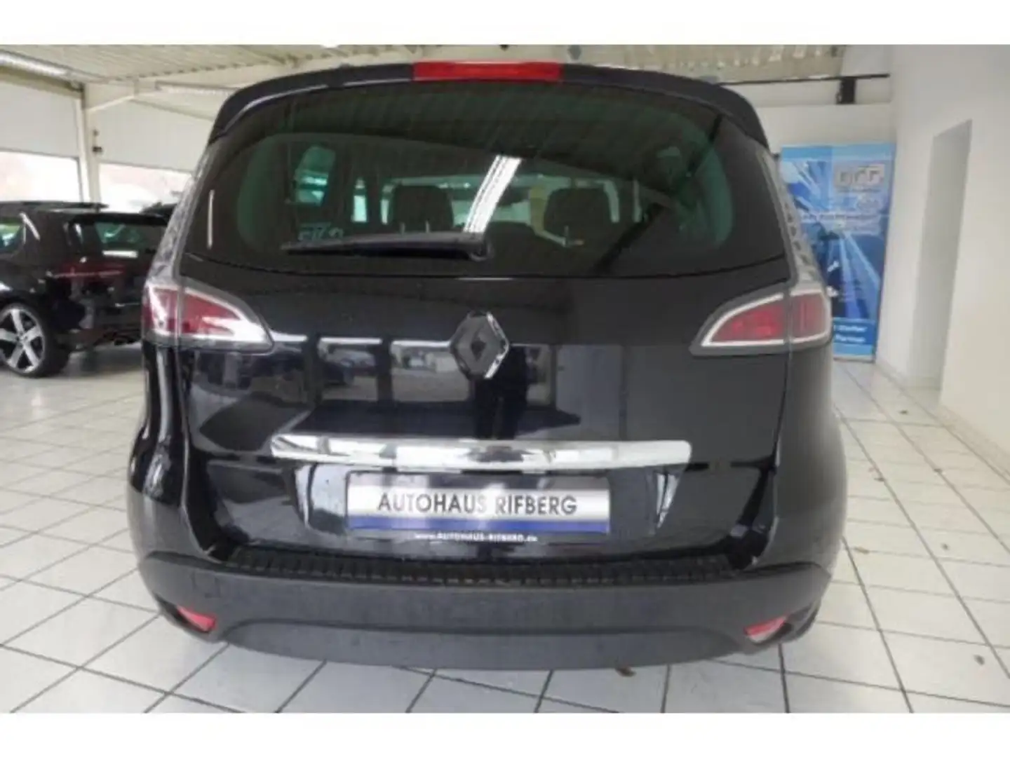 Renault Scenic 2.0 dci Luxe c/TomTom proactive fap Schwarz - 1