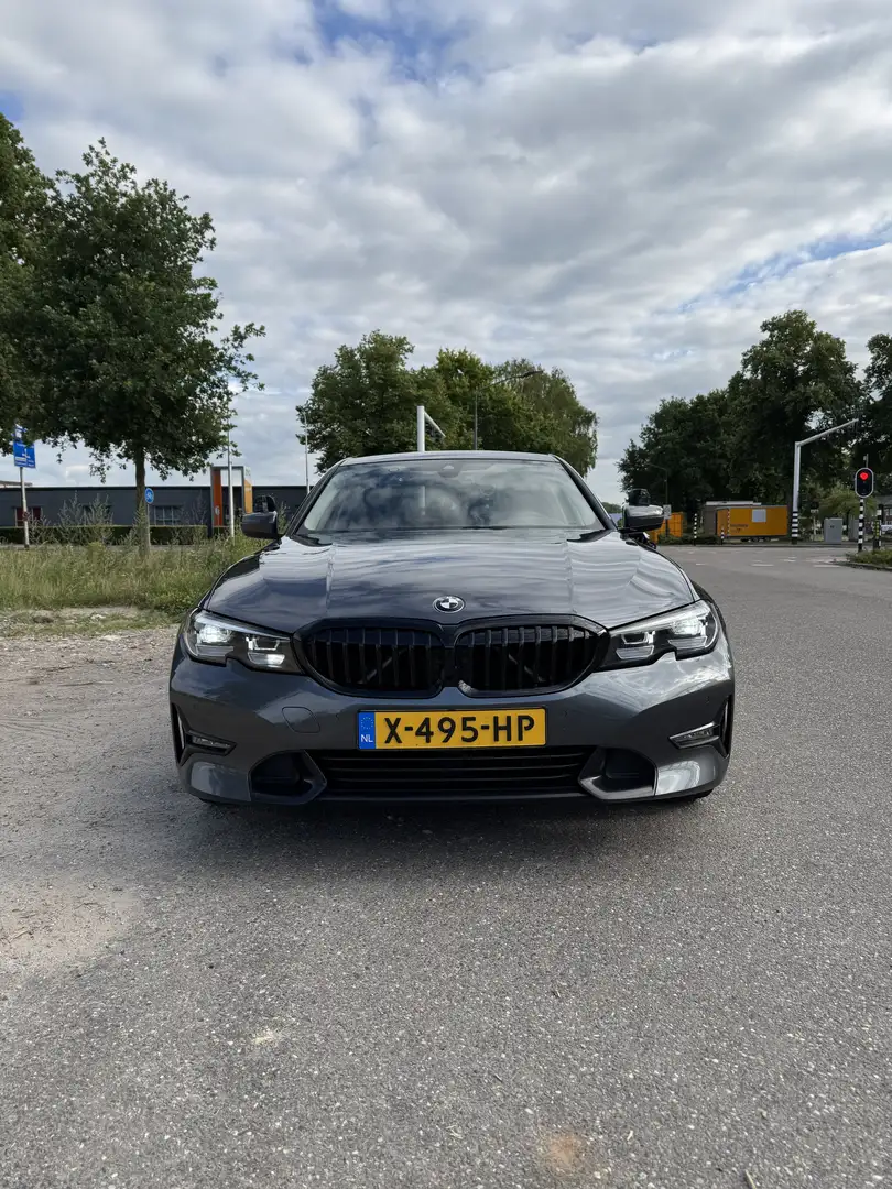 BMW 318 High Executive Grijs - 2