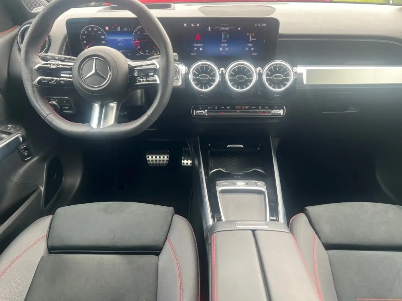 Mercedes-Benz GLB 220 d 4Matic AMG Line Advanced Plus 8G-DCT 11