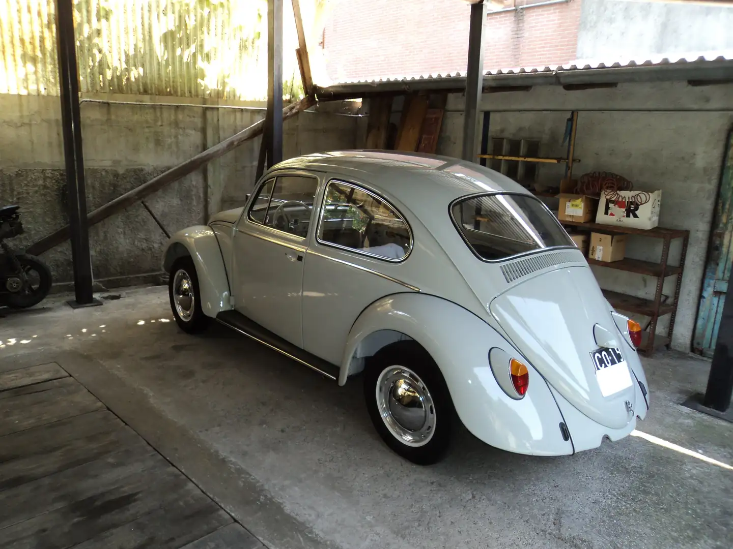 Volkswagen Maggiolino Grigio - 1