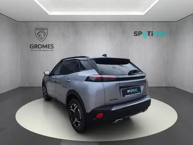 Peugeot 2008 view 5