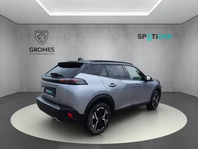 Peugeot 2008 view 3