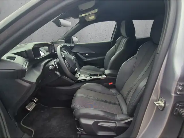Peugeot 2008 view 9