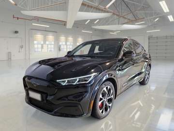 169CV Extended Range AWD