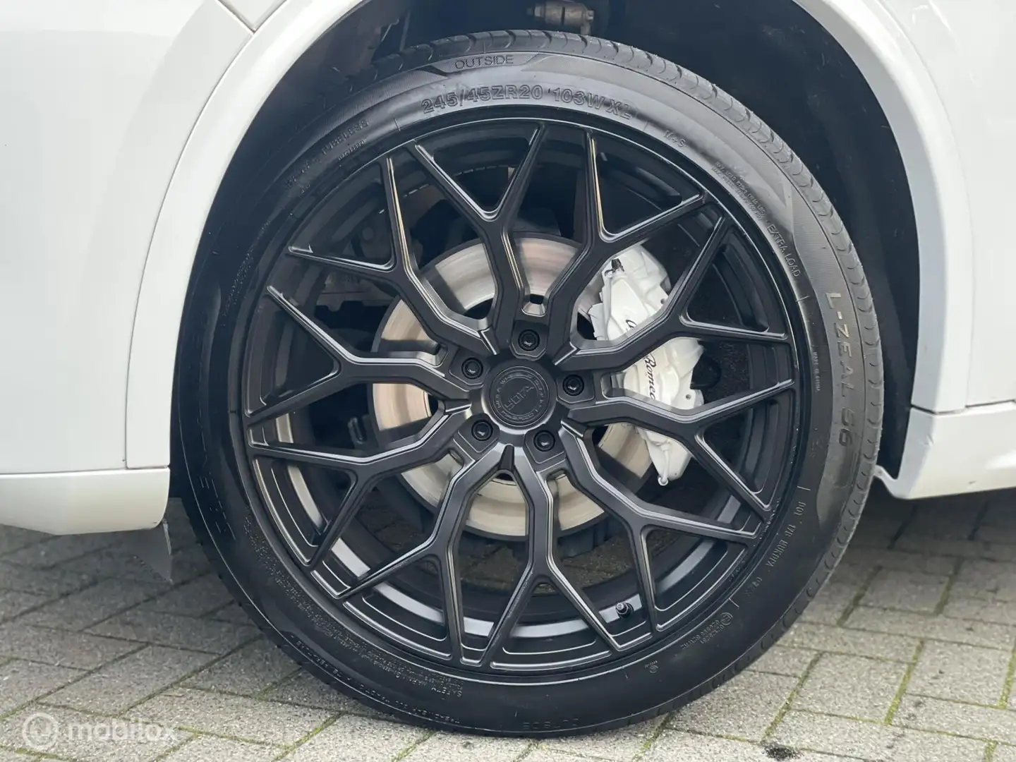 Alfa Romeo Stelvio 2.0 T AWD Veloce BOMVOLL!! Wit - 2