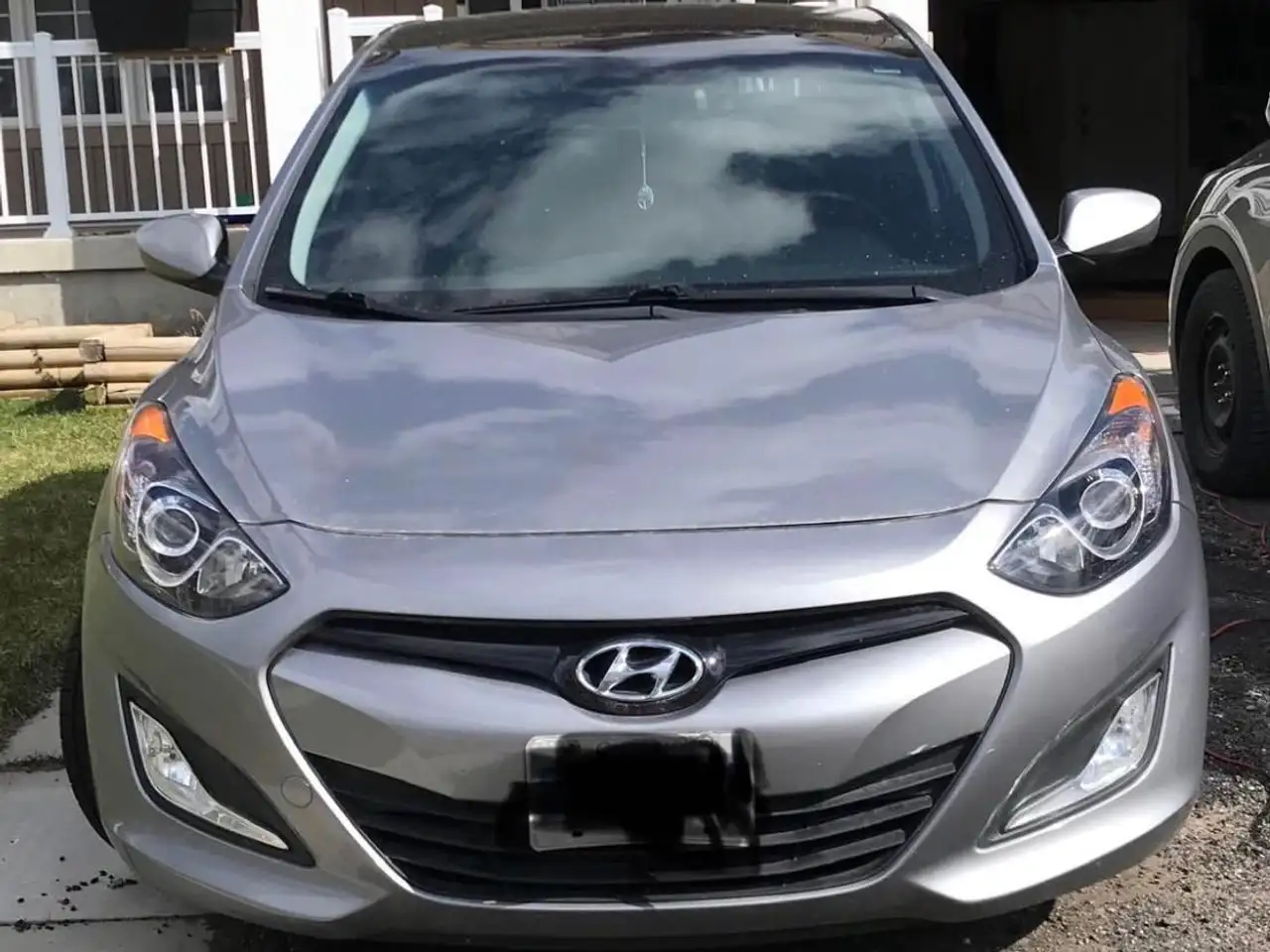 Hyundai ELANTRA снимка Hyundai ELANTRA