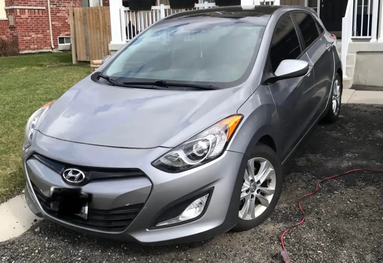 Hyundai ELANTRA снимка Hyundai ELANTRA