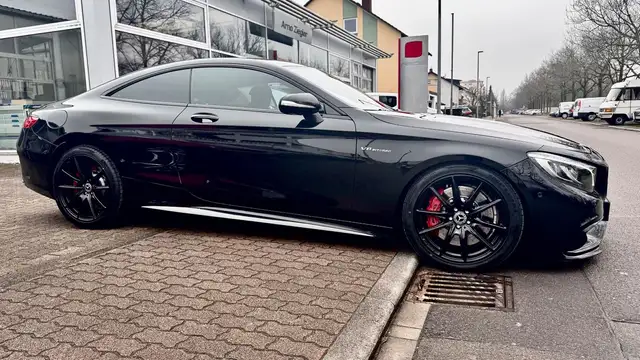Mercedes-Benz S 63 AMG Coupe 4Matic Burmester