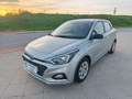 Hyundai i20 1.2 MPI Essence Gris - thumbnail 2