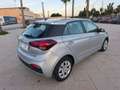Hyundai i20 1.2 MPI Essence Gris - thumbnail 3