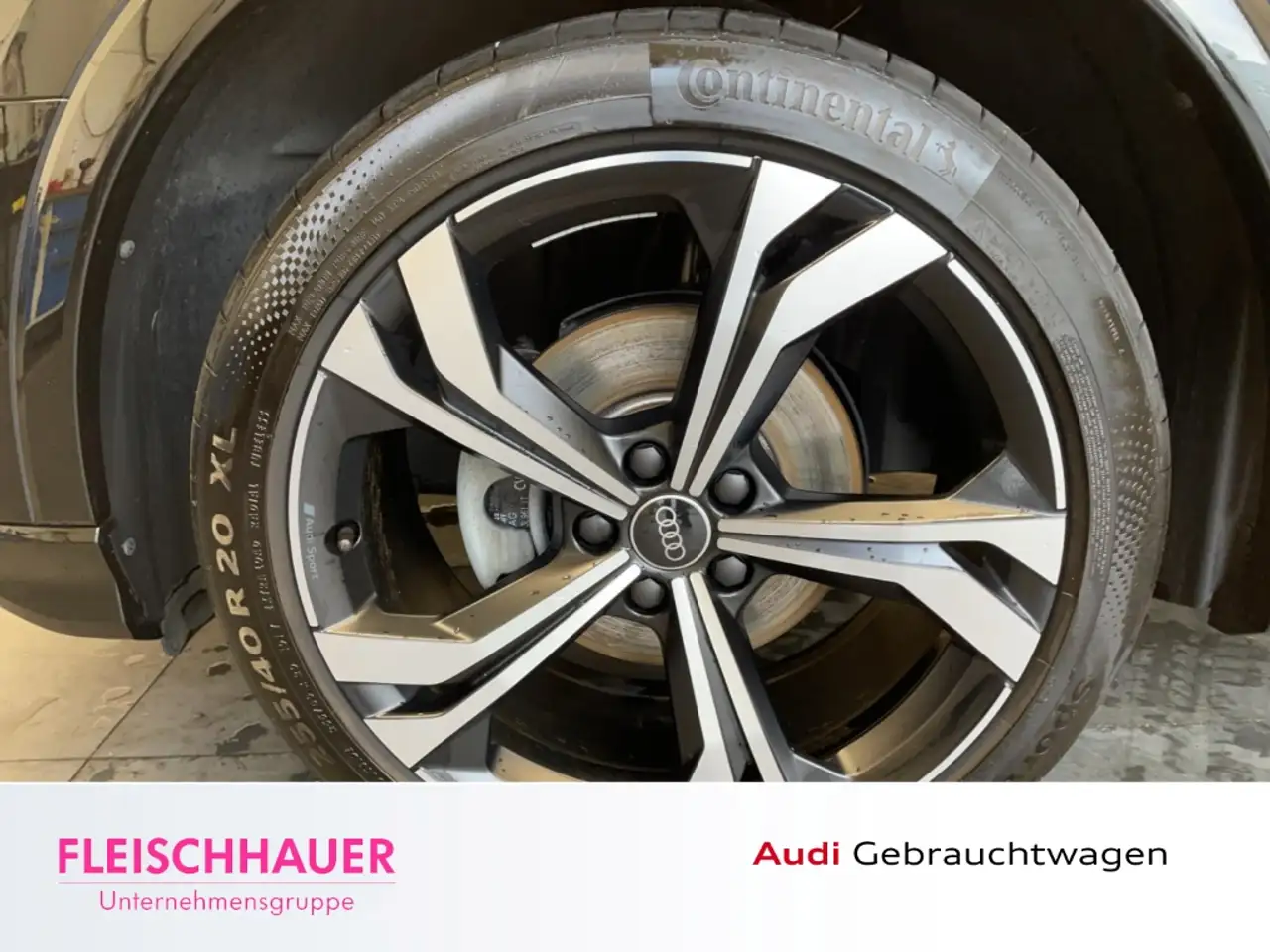 Audi Q3, фото 8