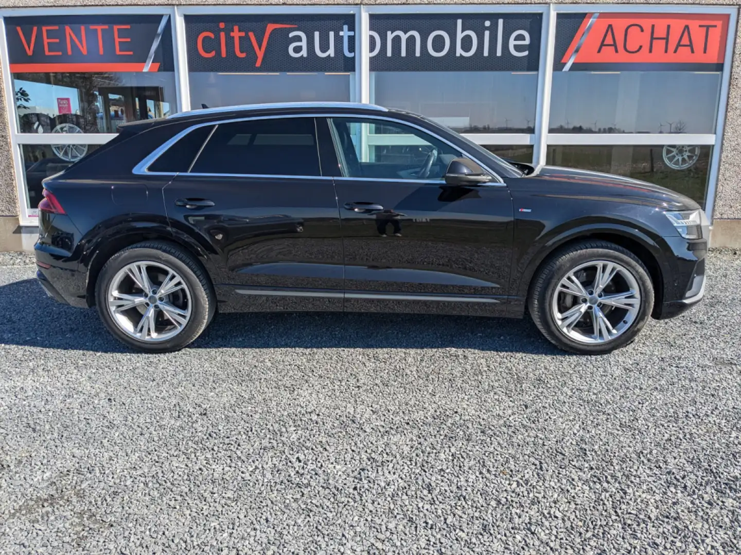 Audi Q8 50 TDI QUATTRO S-TRONIC S-LINE TOIT OUV CUIR Noir - 2
