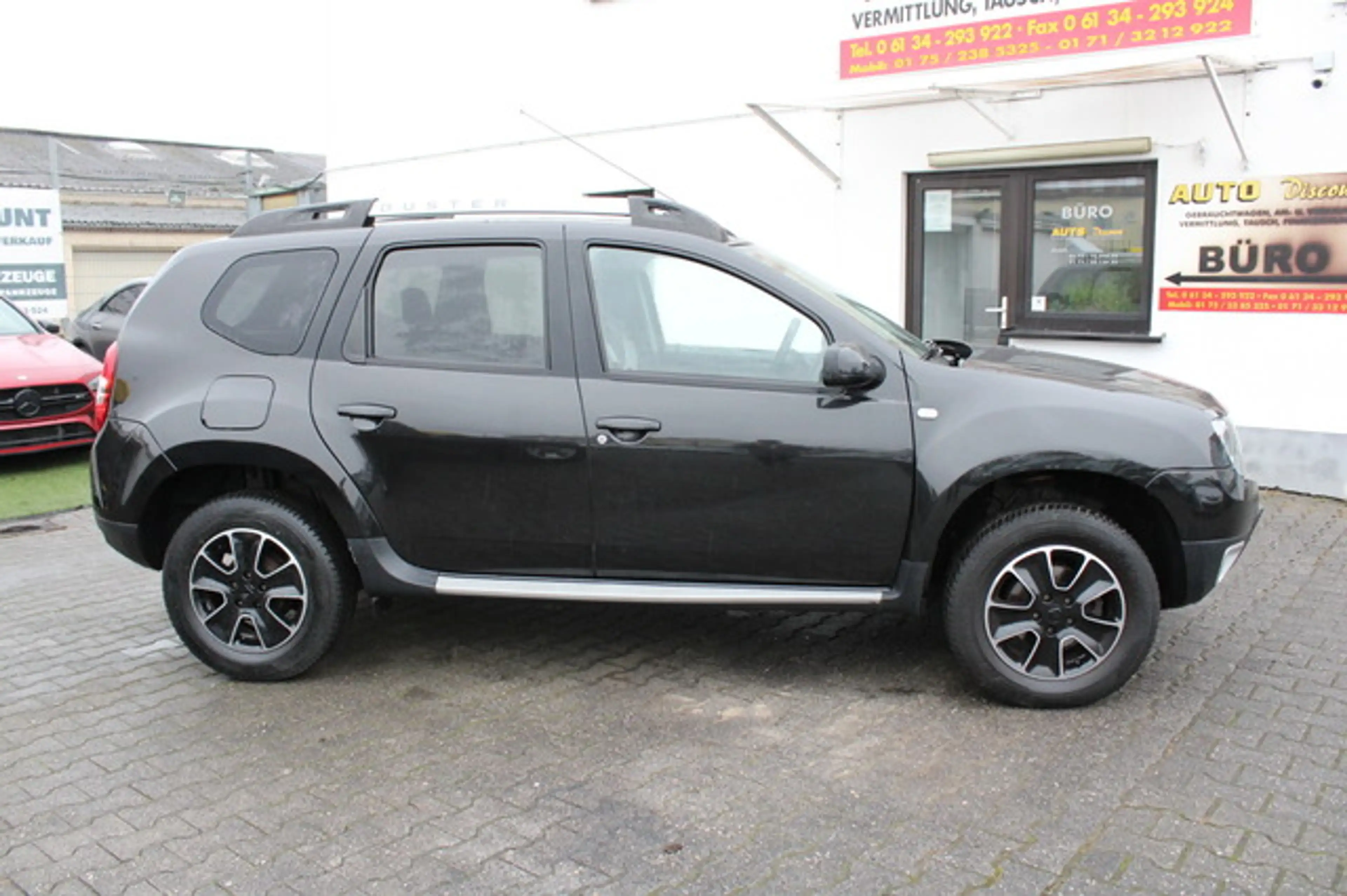 Dacia Duster Black Shadow 4x2 — photo 5