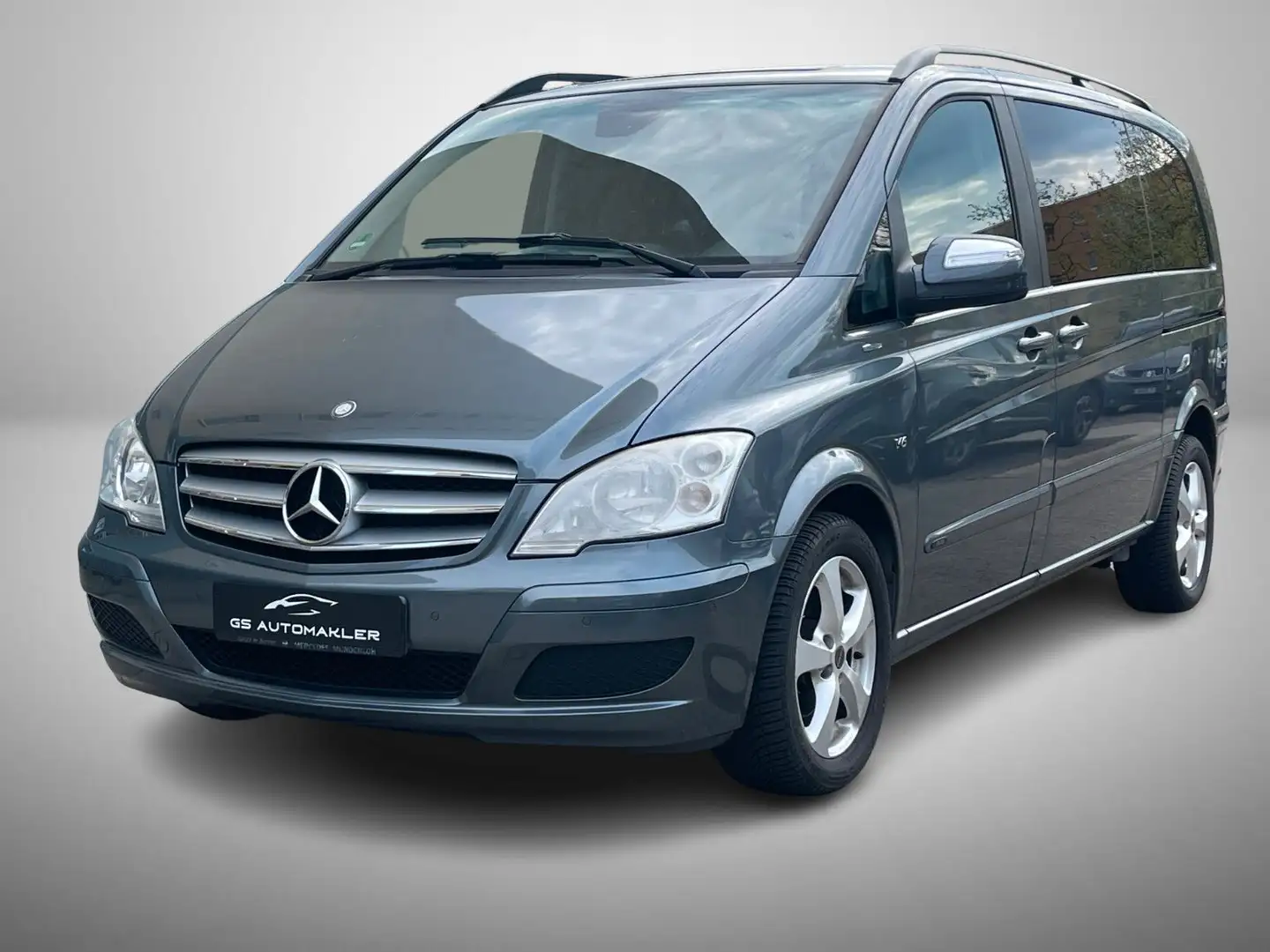 Mercedes-Benz Viano 3.0 V6  CDI Trend Edition Kompakt Grau - 1