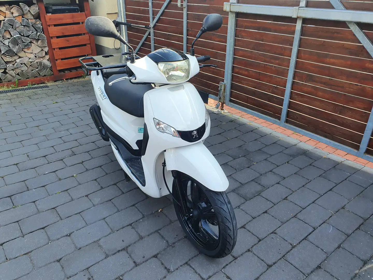Peugeot Tweet 50 ccm Biały - 1