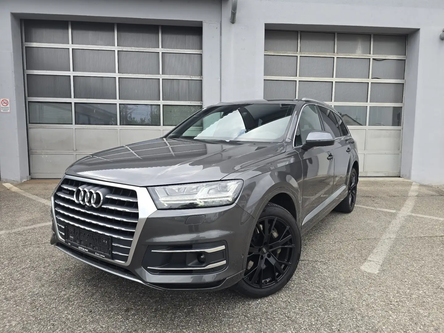 Audi Q7 3.0 TDI quattro/7Sitzer/Anhänkerk./ACC Grau - 1