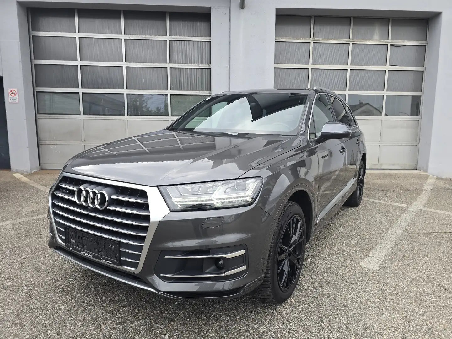 Audi Q7 3.0 TDI quattro/7Sitzer/Anhänkerk./ACC Grau - 2