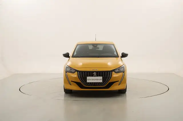 Peugeot 208 view 8