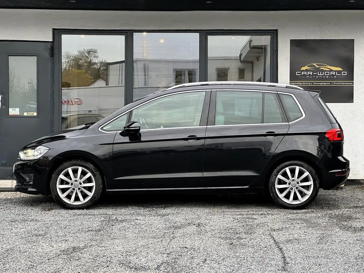 Volkswagen Golf Sportsvan VII Highline BMT/Start-Stopp Schwarz - 2