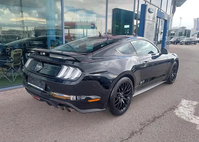 Ford Mustang Fastback GT V8 Aut. Ansicht 4