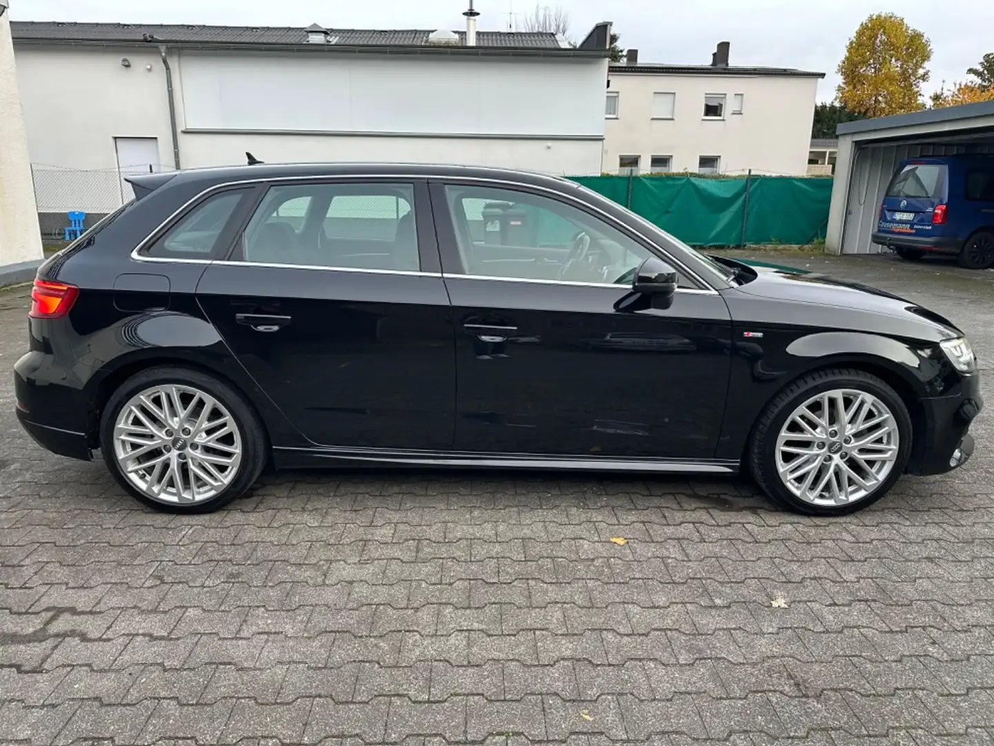 Audi A3 Sportback S line  ACC|SPUR|LED Schwarz - 2