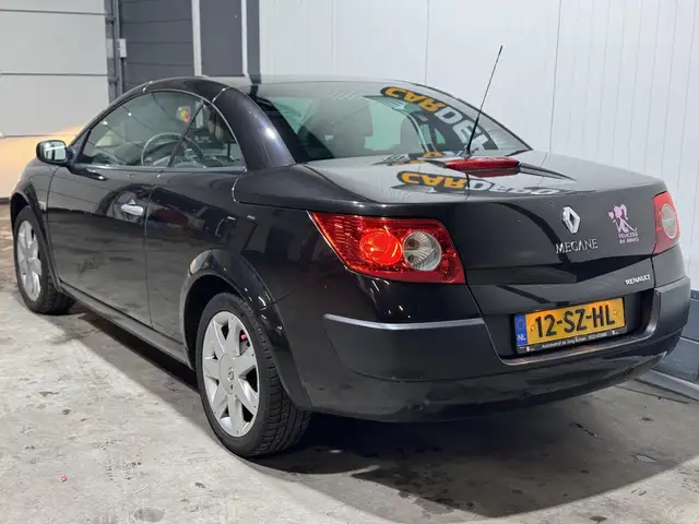 Renault Megane view 8