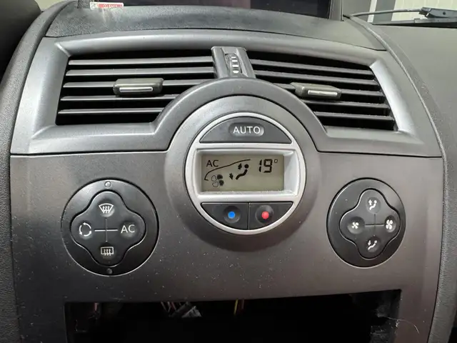 Renault Megane view 15