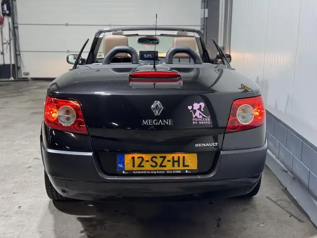 Renault Megane view 7
