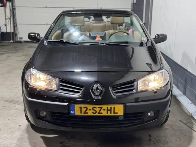 Renault Megane view 2
