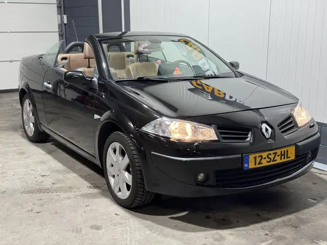 Renault Megane view 3