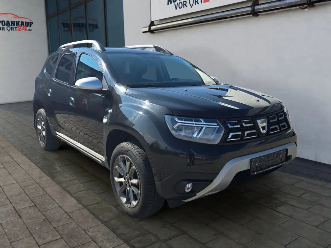 Dacia Duster II Prestige+*NAVI*LED*AHK*LPG*ALU* Klima Navi — миниатюра 1