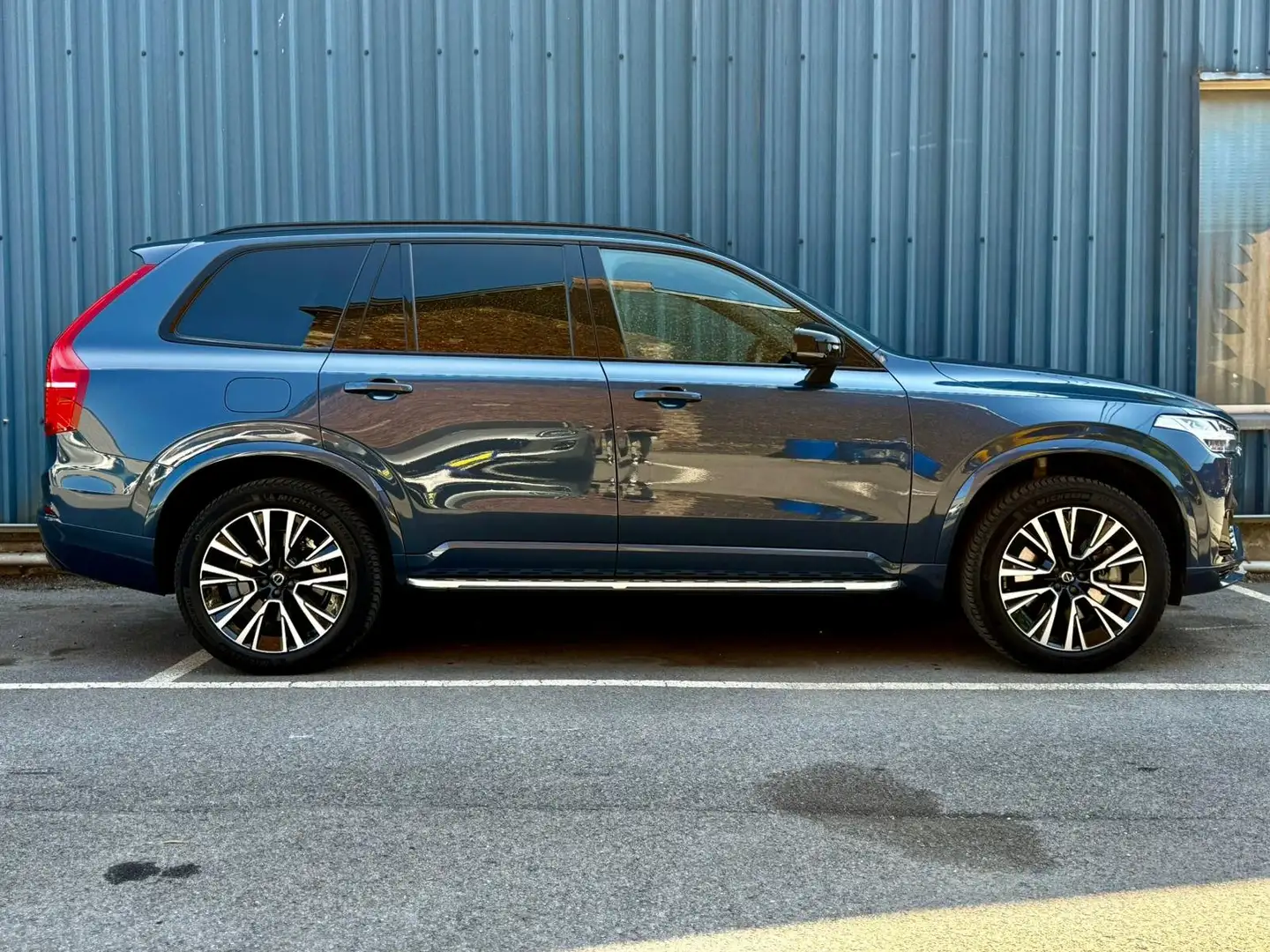 Volvo XC90 2.0 T8 TE 4WD PHEV 7pl//TOIT OUVRANT CARPLAY FULL Grau - 2