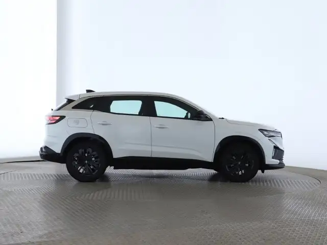 Renault Austral view 7