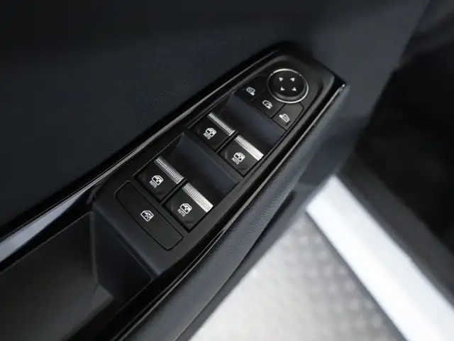 Renault Austral view 12