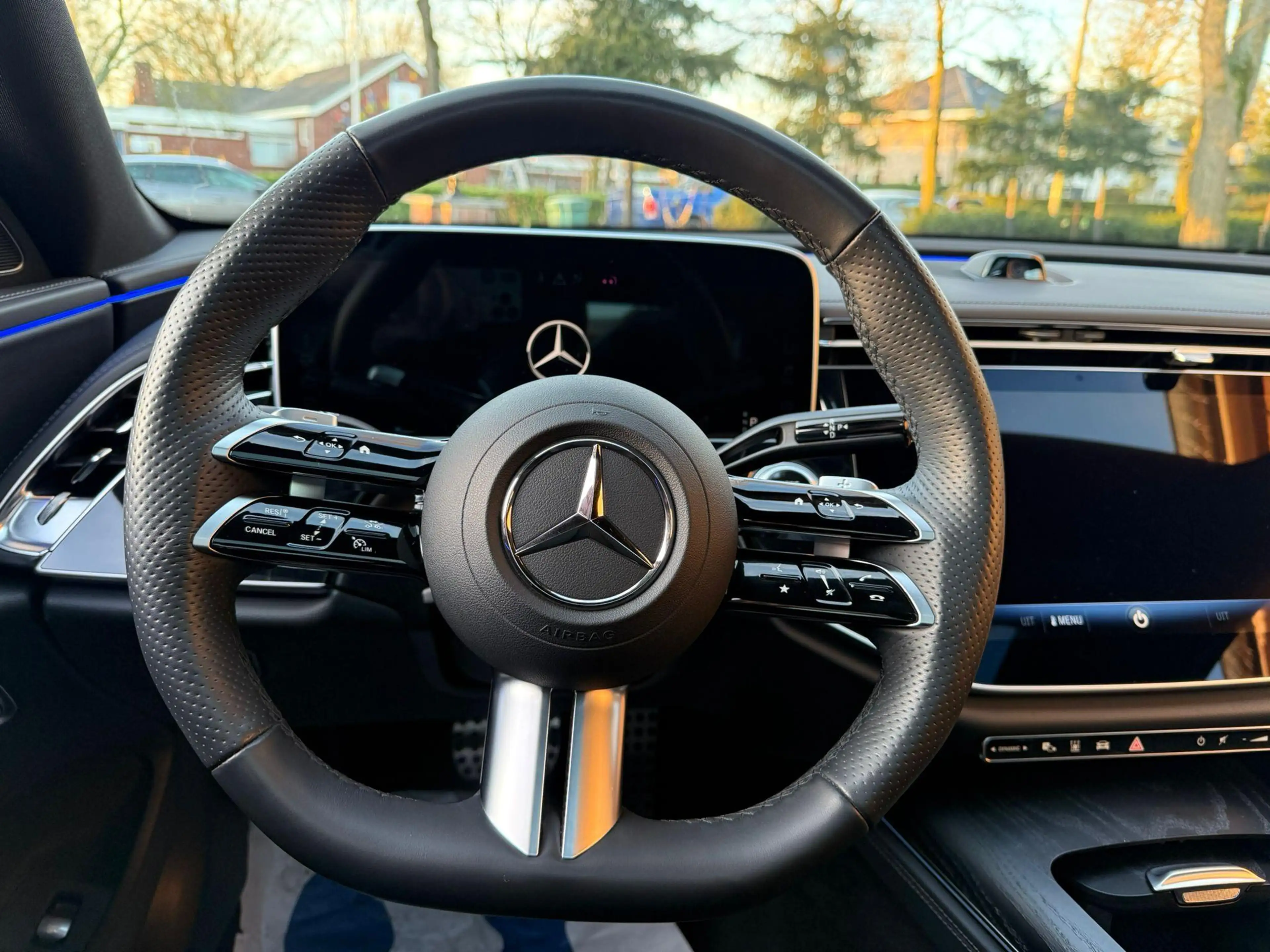 Mercedes-Benz E 450 Estate 4MATIC AMG Line 21" HUD-Pano-Burmester — photo 15